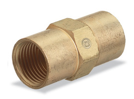 Radnor AW-430 CGA-032 Right Hand Threaded Female To B-Size Right Hand Threaded Female Brass Inert Gas Hose Coupler (25 Per Pack)
